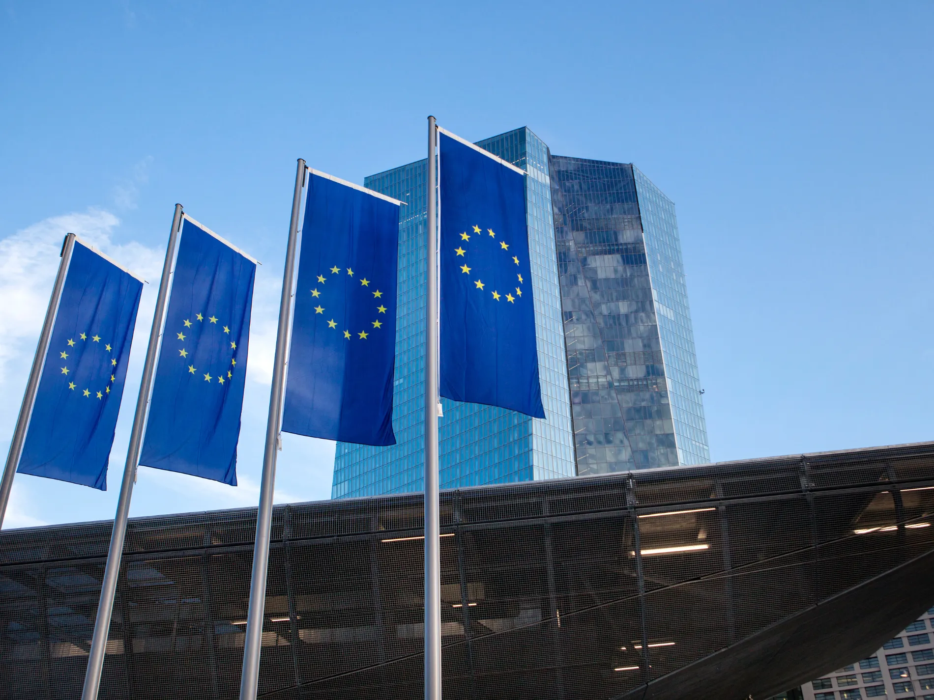 European central bank. Центральный банк ЕС. ЕЦБ евро. European Union ECB Bank. Офис ЕЦБ Франкфурт.