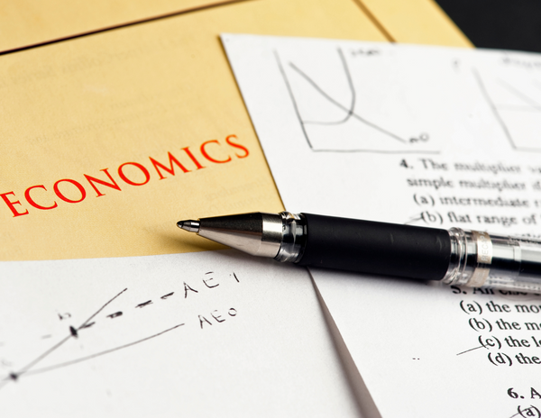 7 Strong Reasons to Study Economics